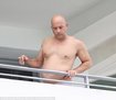 Vin_Diesel_took_his_shirt_off_1.jpg