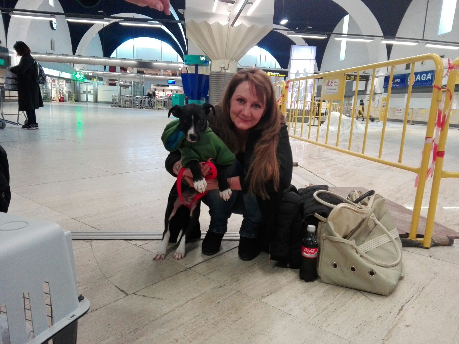 Erstes Treffen - Flughafen Sevillia - Liebe auf den ersten Blick ... zumindest bei mir :D