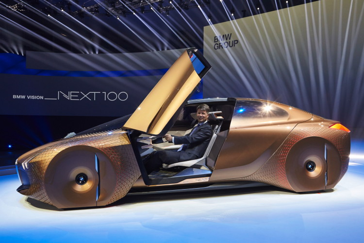 BMW-VISION-NEXT-100-images-31-750x500.jpg